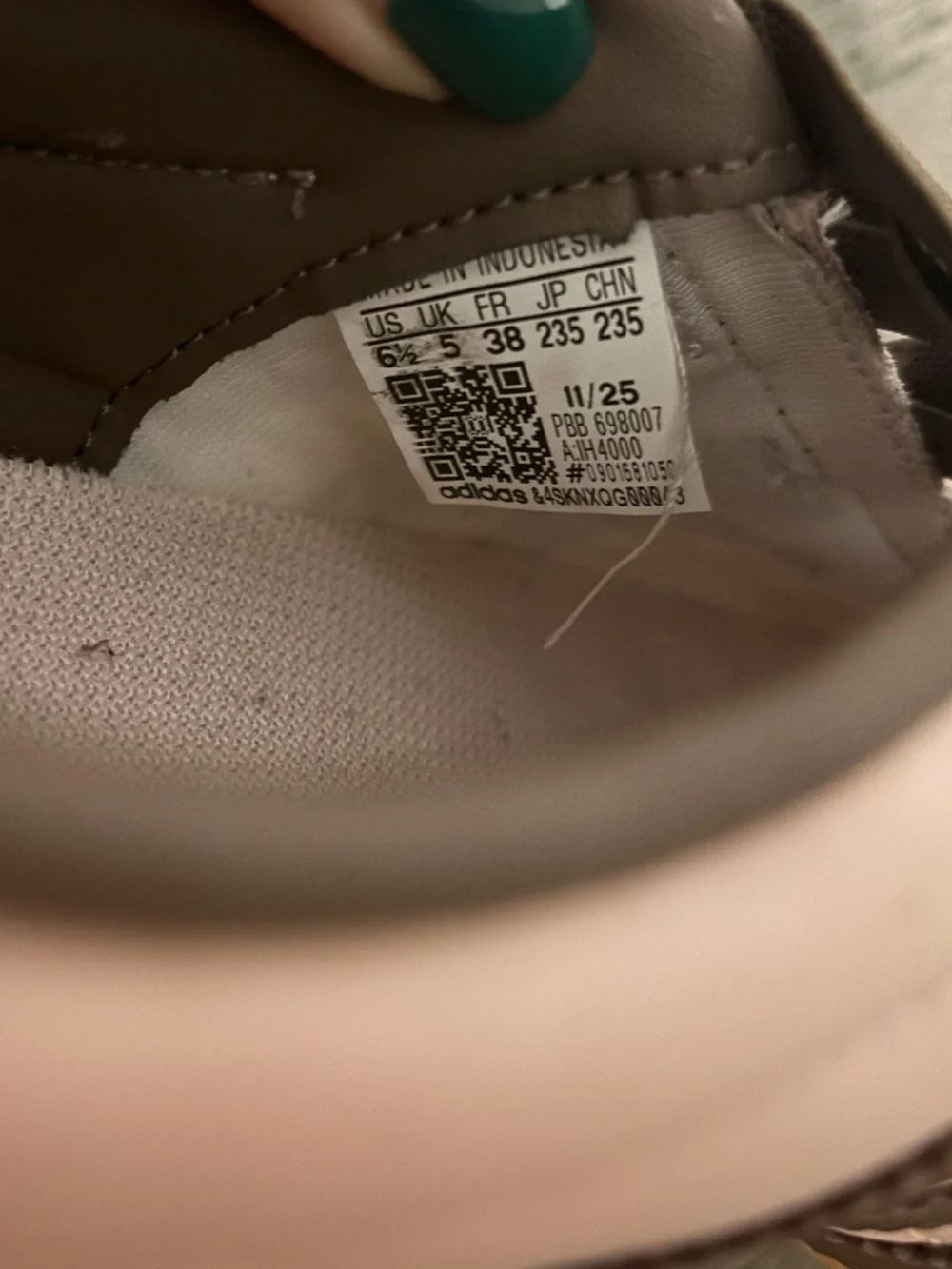 adidas narrow fit